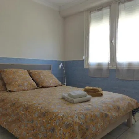 Maisonnette Proche Marche Et Plages Apartament Royan